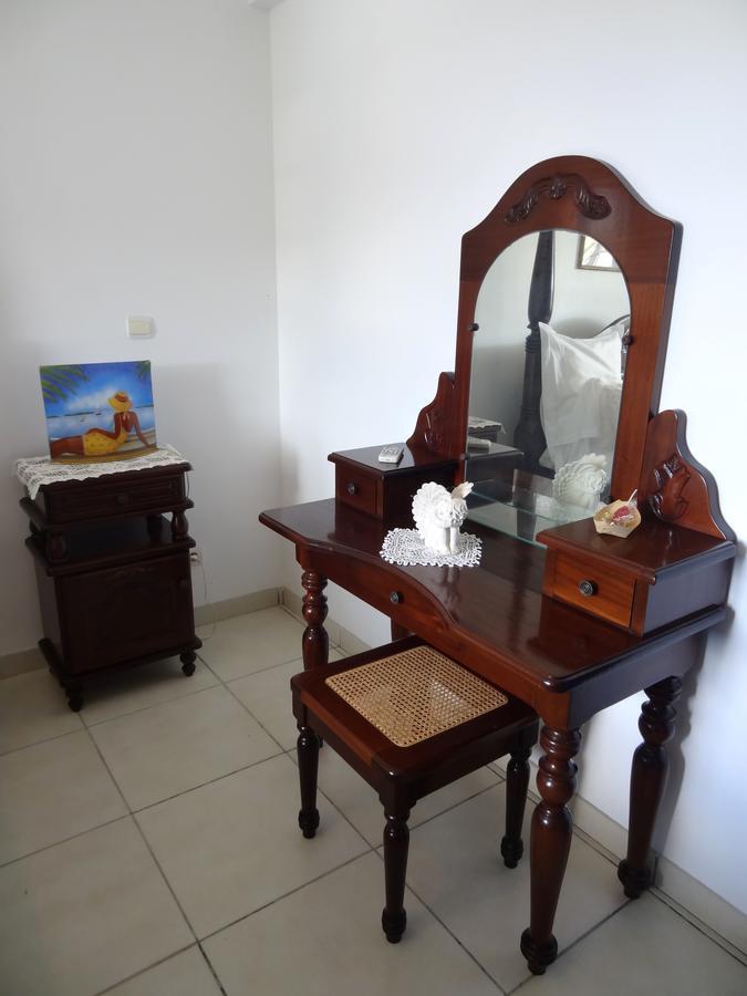 Bed & Breakfast 6 Suites Piscine Et Plage Pointe Faula Ле-Воклен Екстер'єр фото