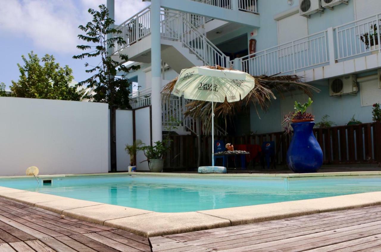 Bed & Breakfast 6 Suites Piscine Et Plage Pointe Faula Ле-Воклен Екстер'єр фото